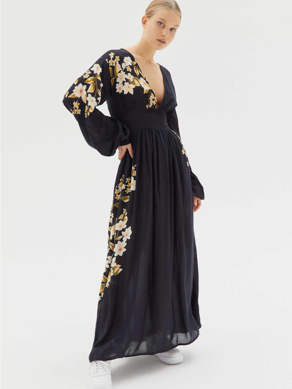 Billabong Night Bloom Maxi Dress in Black